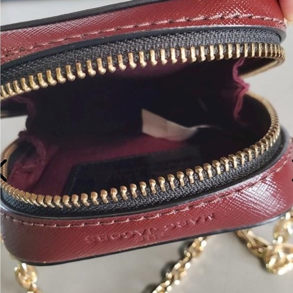 Marc Jacobs Hot Shot Crossbody Bag Red Black and Burgundy w/gold Hardware EUC - Picture 8 of 9